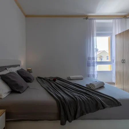 Piazza Guest house 3*