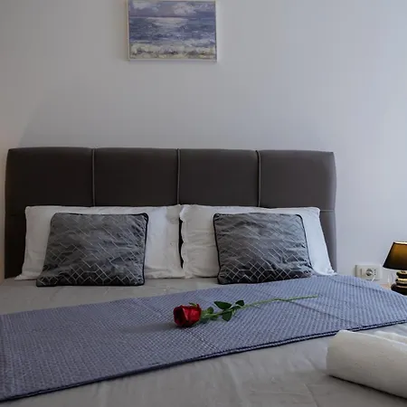 Piazza Guest house 3*